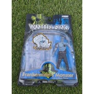 2004 Jakks Van Helsing Monster Slayer ICE BLOCK Frankenstein's Monster NIB
